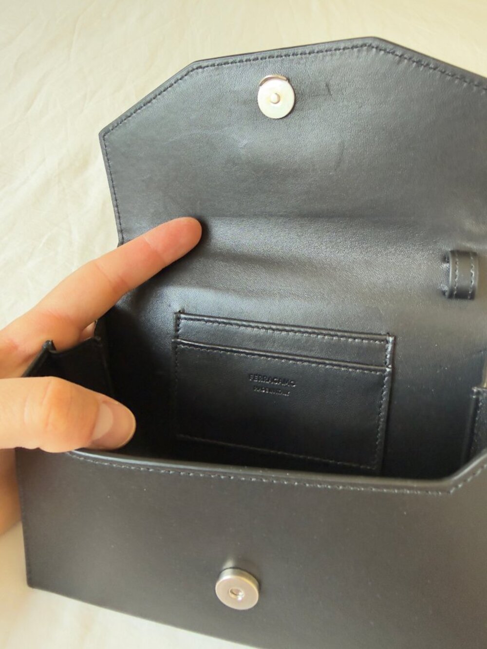 Ferragamo Black Leather Bag with Removable Shoulder Strap - Picture 10 of 14